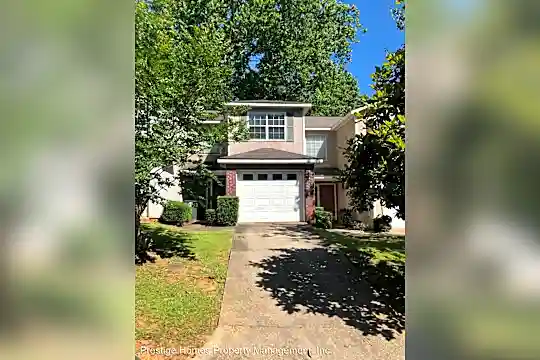 106 Woodrun Dr Photo 1