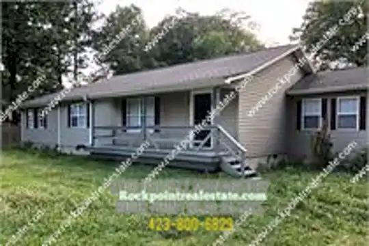 1065 Givens Rd Photo 1