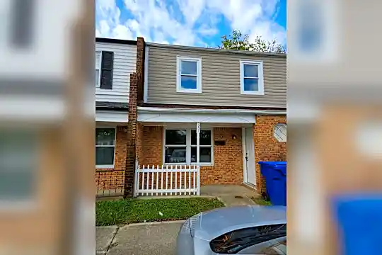 3251 Yorkborough Way Photo 1