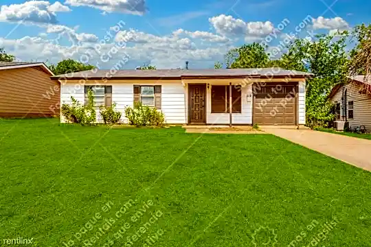 503 Himes Dr Photo 1