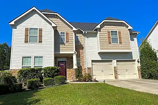 4821 Apple Ct Photo 1