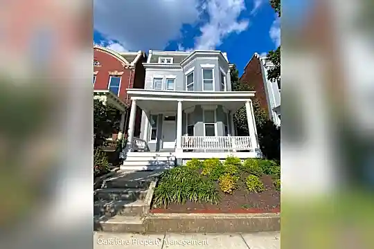 2204 W Grace St Photo 1
