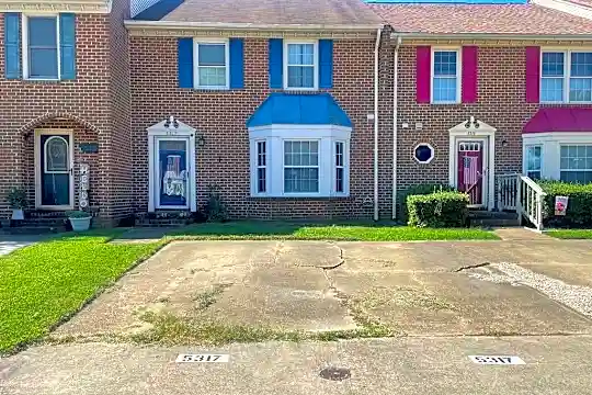 5317 Brookstone Ln Photo 1
