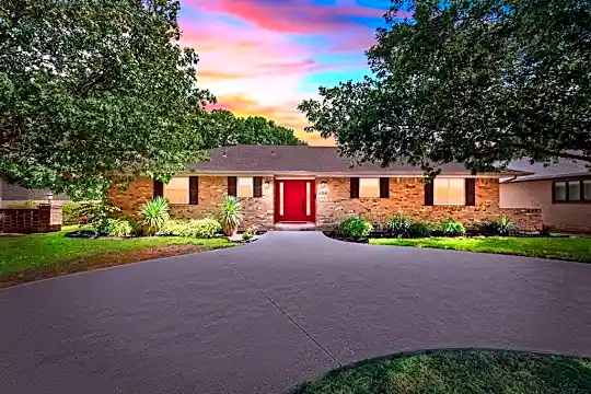 6768 E Mockingbird Ln Photo 1