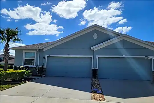 7788 Stonebrook Cir Photo 1