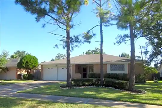 11327 Sageriver Dr Photo 2