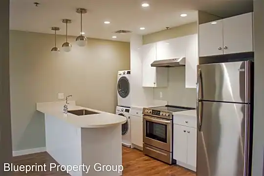 771 Tyler St Photo 1