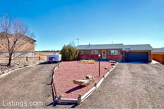 250 W Baldwyn Dr Photo 1