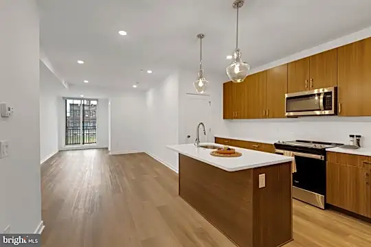 5801 Ridge Ave #319 Photo 2