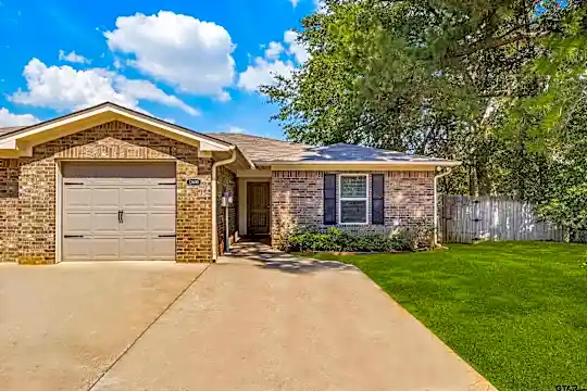 12459 Kara Lynn Place Photo 1
