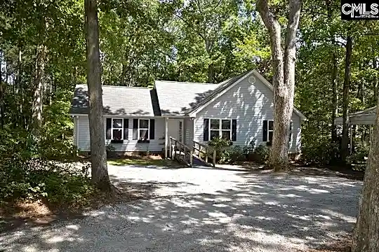1023 Old Lexington Hwy Photo 1