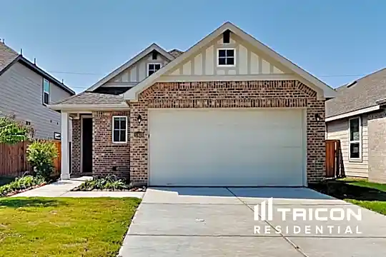23627 Gibson Forest Drive Photo 2