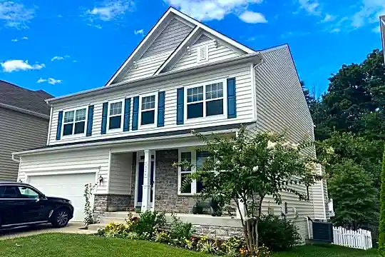 7924 Meridian Dr Photo 1