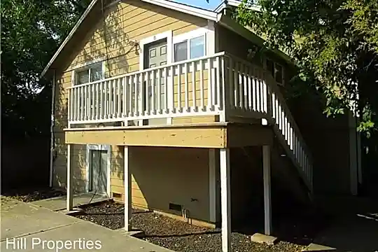 1027 Normal Ave Photo 1