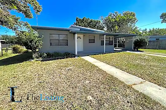 1203 Ferndell Rd Photo 1