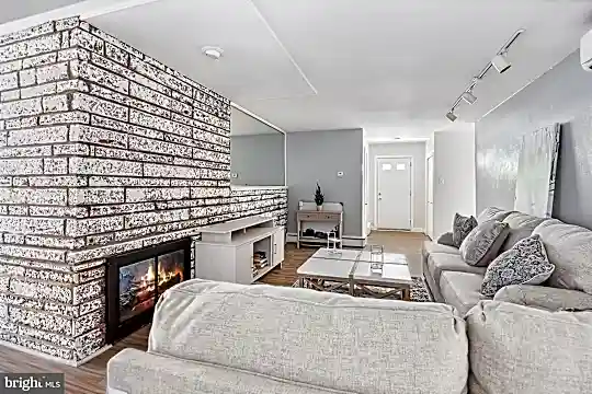1103 Red Bank Ave Photo 1