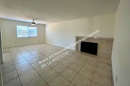 3963 Berrywood Dr Photo 2