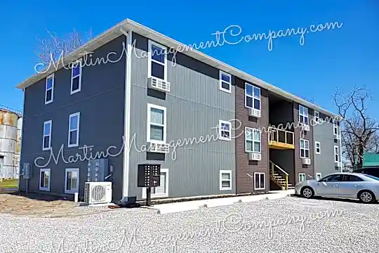 201 S Illinois St Photo 1