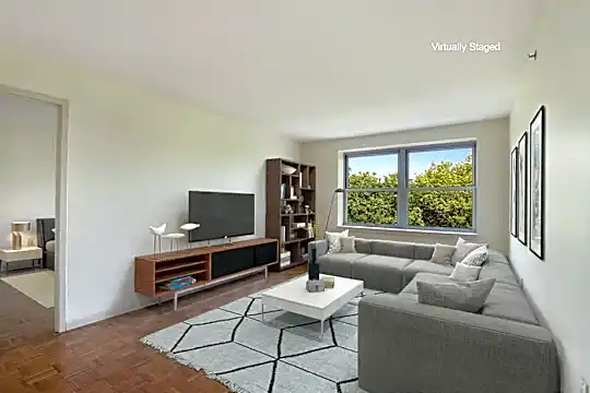 218 Myrtle Ave Photo 1