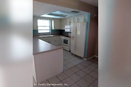 8794 Heather Blvd Photo 2