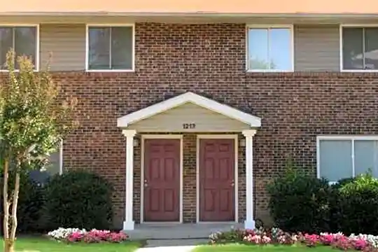 Naples Terrace Photo 1