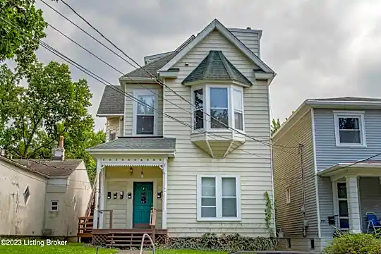 1612 Ellwood Ave #3 Photo 1