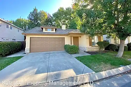 3283 Amberfield Cir Photo 1