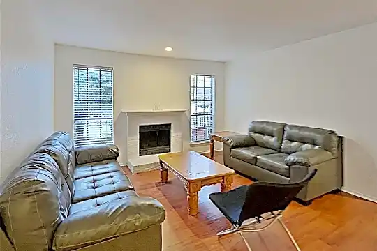 7621 McCallum Blvd #201 Photo 1