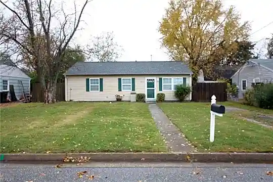 1827 Bancroft Dr #DR Photo 1