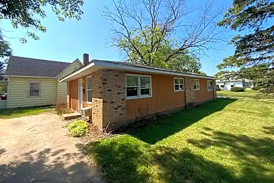 26 N Alexander St Photo 1