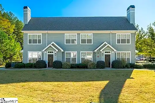 221 Fairforest Way #26208 Photo 1
