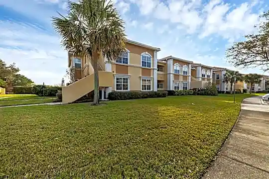 1040 Villagio Cir #101 Photo 1