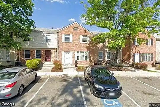 1761 Addison Rd S Photo 1