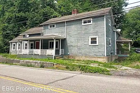 2600-2602 New England Photo 1