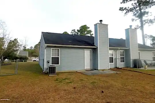 103 Jenny Ln Photo 2