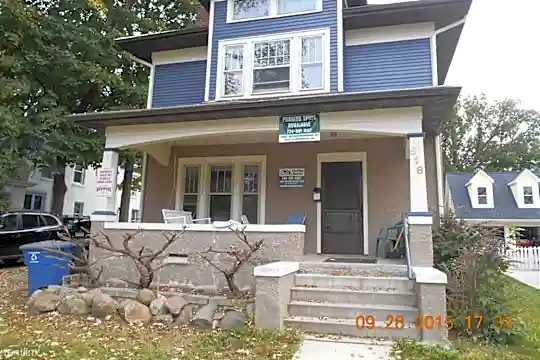 518 Lawrence St Photo 2