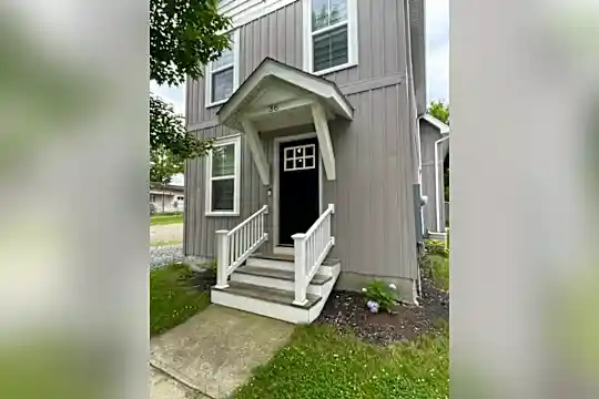 36 Lake St Photo 1
