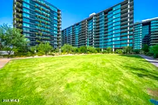 7180 E Kierland Blvd #805 Photo 1