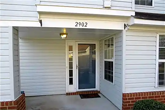 2902 Tracker Ln Photo 1