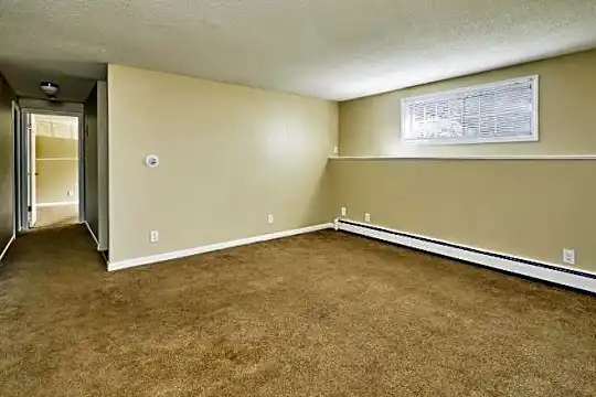40 Bayview St Photo 2
