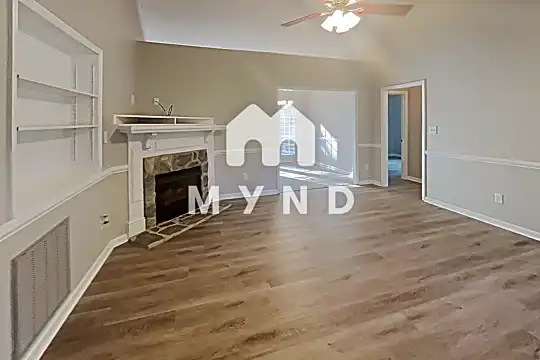 165 S Ridge Drive Photo 2