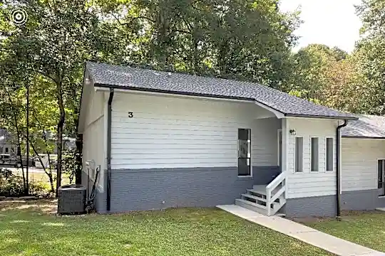 10 Kinston Manor Dr Photo 1