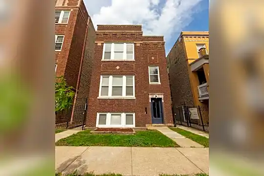 2850 W Barry Ave #2R Photo 1