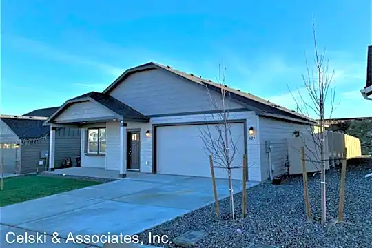 625 Marysville Way Photo 2