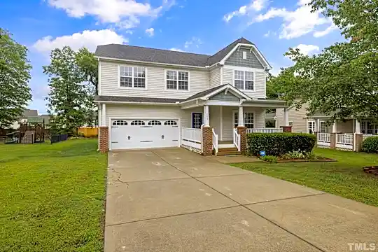 265 Clubhouse Dr Photo 1