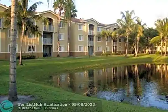2640 S University Dr #120 Photo 2