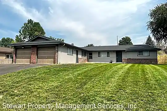 6127 - 6131 Onyx Avenue Photo 1