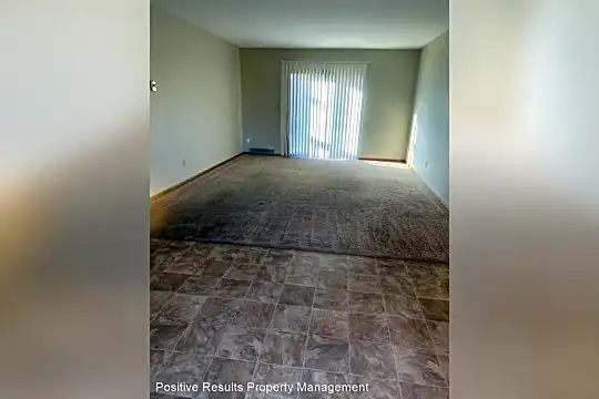 9611 Bagley Dr Photo 2