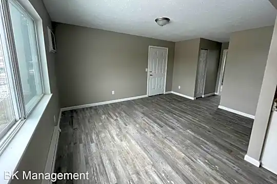 700 Bobtail Court Photo 2