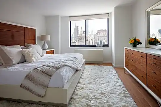 1 Union Square South Photo 1